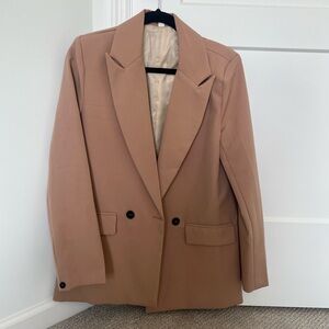 Women’s tan oversized blazer - Size M